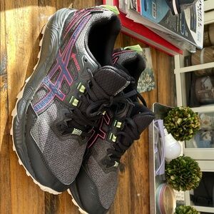 Asics Gel Sonoma 7 Waterproof Trail Running  Shoes   Like New